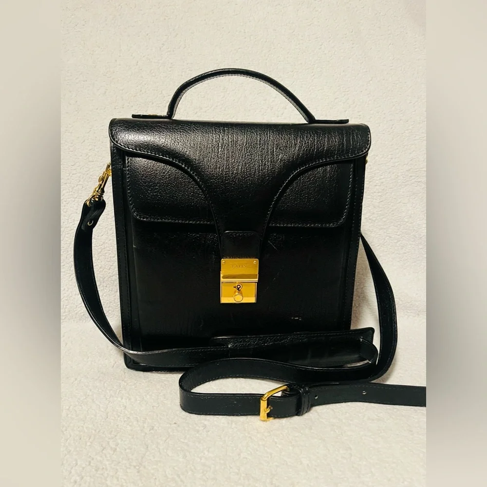 Bally Vintage Leather 2 Way shoulder Bag - Picture 14 of 16
